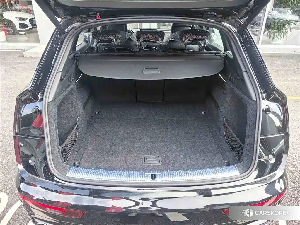 Audi Q5L id 4559805 из Китая 8