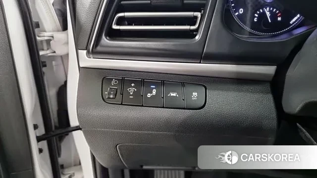 Hyundai The New Avante AD id 3557490 из Кореи 7