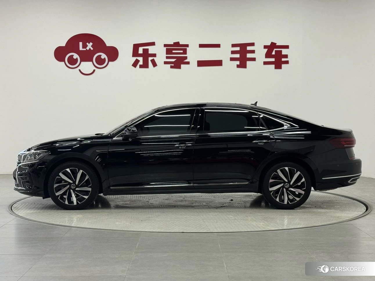 Volkswagen Passat id 4505039 из Китая 7
