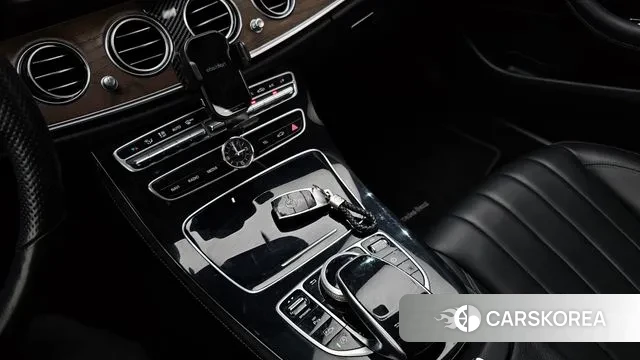 Mercedes-Benz E-Class W213 id 3687619 из Кореи 7