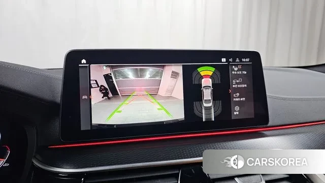 BMW 5 Series (G30) id 3701666 из Кореи 7