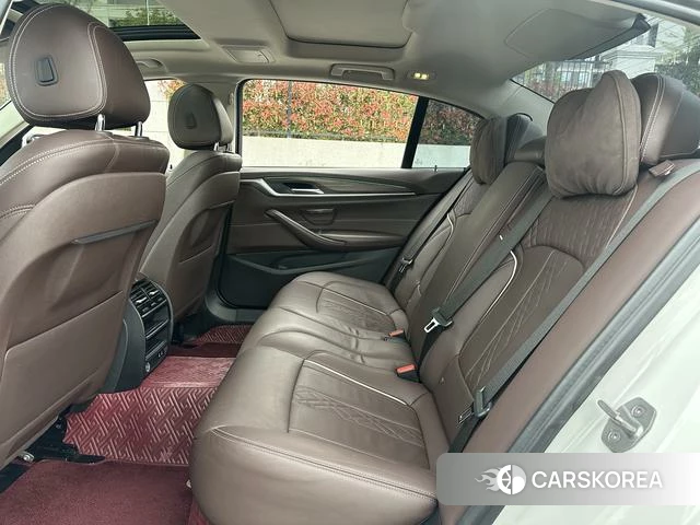 BMW 5 series PHEV id 4212646 из Китая 7