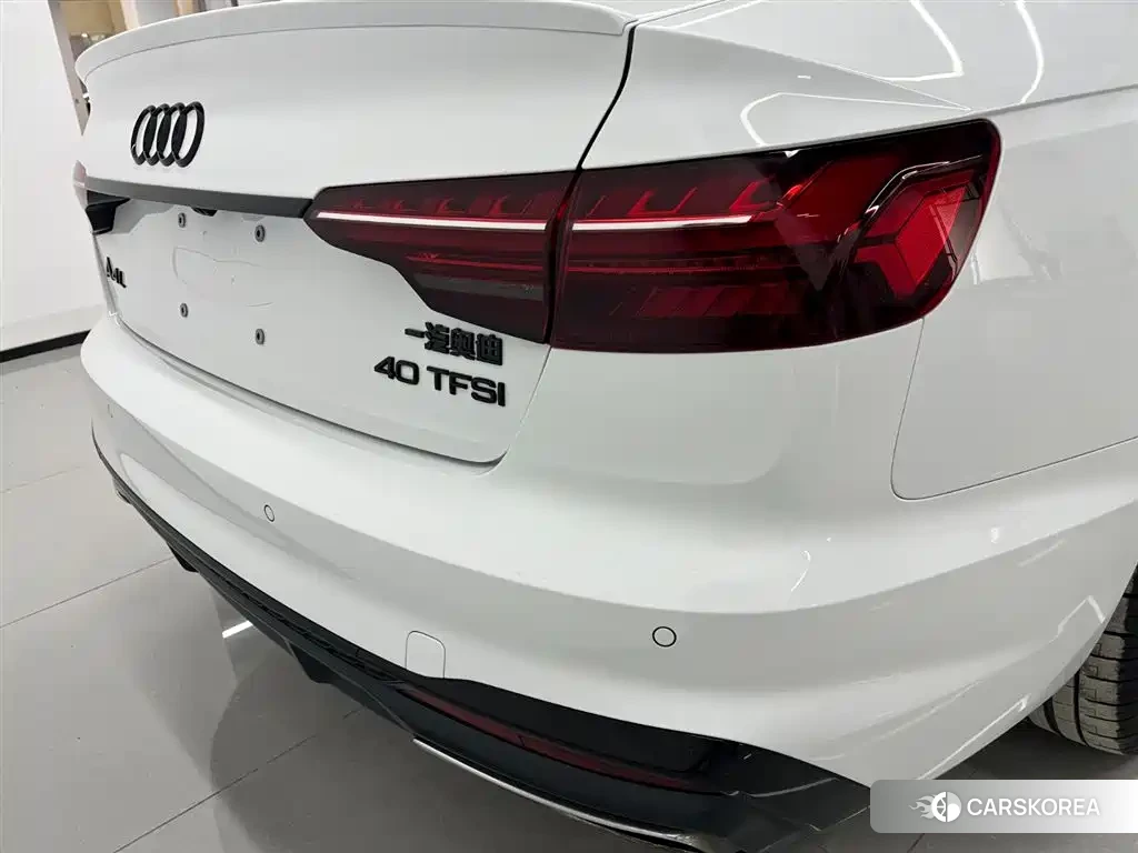 Audi A4L id 4622391 из Китая 7