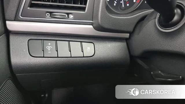 Hyundai Avante AD id 3226863 из Кореи 7