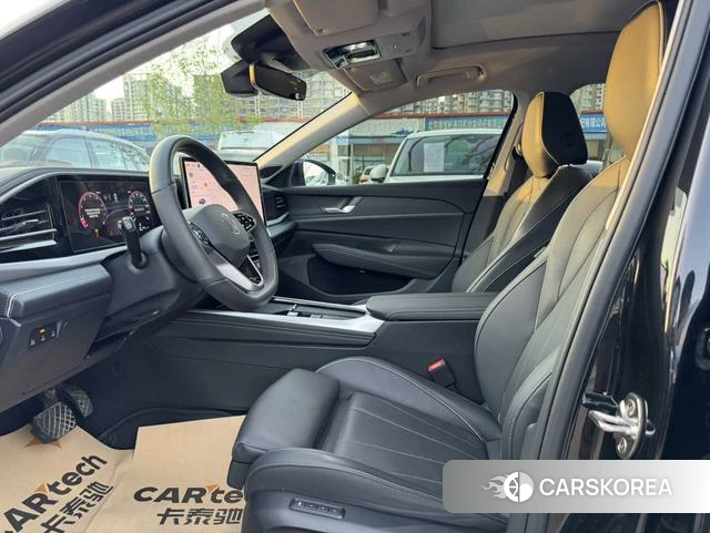 Volkswagen Passat id 3919453 из Китая 7