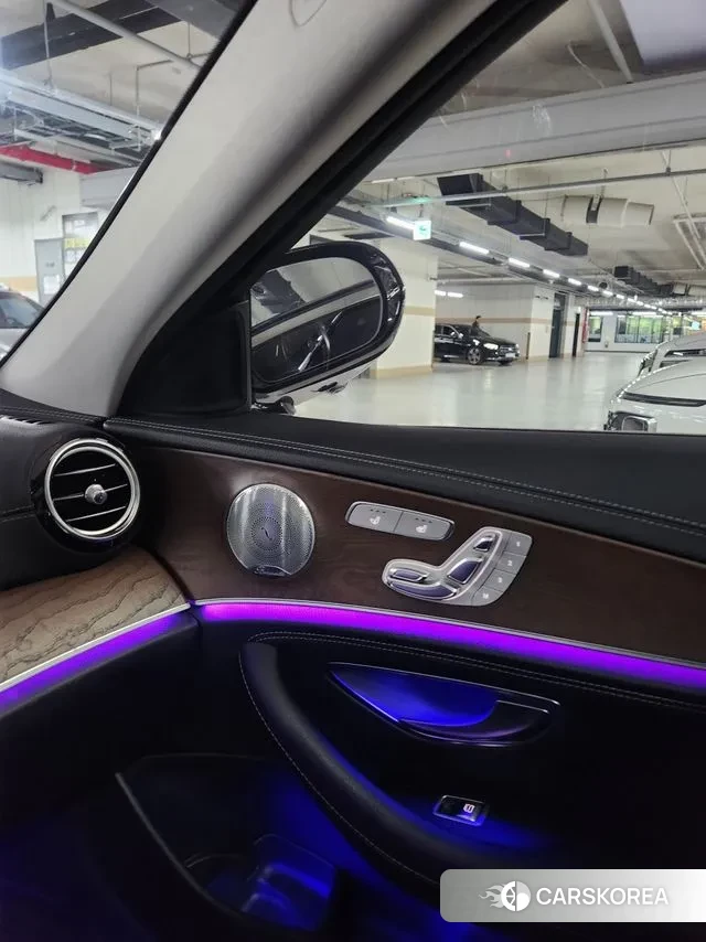 Mercedes-Benz E-Class W213 id 3330616 из Кореи 7