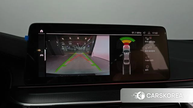 BMW 5 Series (G30) id 3859096 из Кореи 7