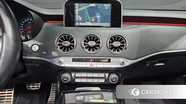 Kia Stinger id 3429431 из Кореи 7