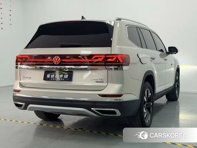 Volkswagen Tourang id 4299752 из Китая 7