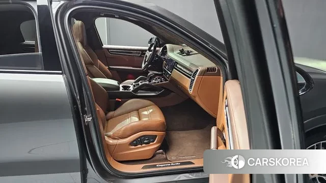 Porsche Cayenne (PO536) id 2959849 из Кореи 7