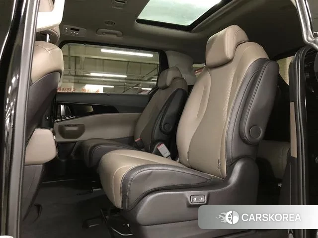 Kia The New Carnival 4th Generation id 3241115 из Кореи 7