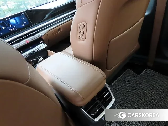 Hyundai Grandeur Hybrid (GN7) id 3503032 из Кореи 7