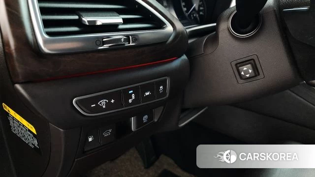 Genesis G90 id 3807792 из Кореи 7