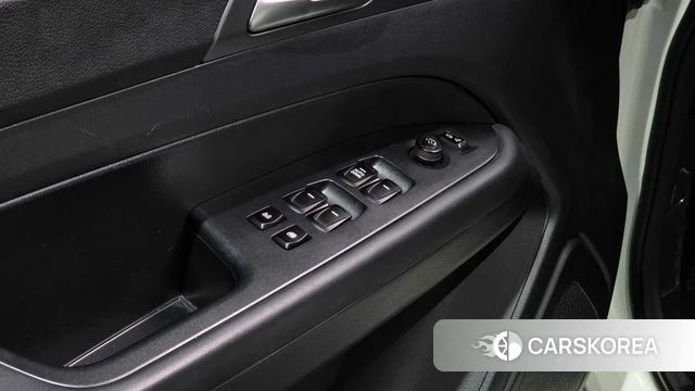 Ssangyong The New Rexton Sports Cannes id 4854064 из Кореи 7