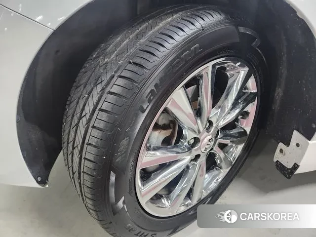 Kia The New Carnival id 3733666 из Кореи 7