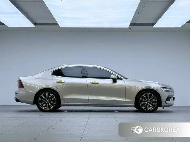 Volvo S60 id 3902213 из Китая 7