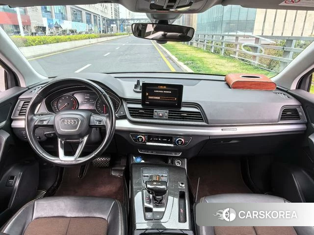 Audi Q5L id 4261410 из Китая 7