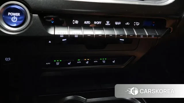 Lexus UX250h id 3428050 из Кореи 7