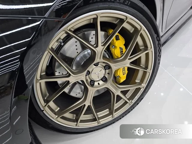 Mercedes-Benz AMG GT C192 id 3644324 из Кореи 7