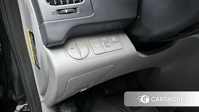 Hyundai The New Grand Starex id 4356196 из Кореи 7