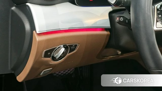 Mercedes-Benz E-Class W213 id 4445522 из Кореи 7