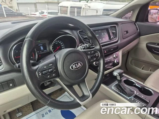 Kia The New Carnival id 2713876 из Кореи 7