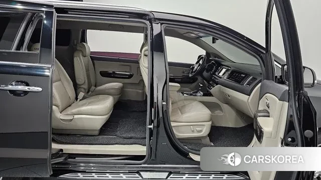 Kia The New Carnival id 3233687 из Кореи 7