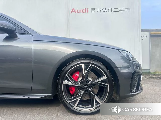 Audi A4L id 4215118 из Китая 7