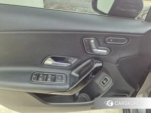Mercedes-Benz A-Class W177 id 3033699 из Кореи 7