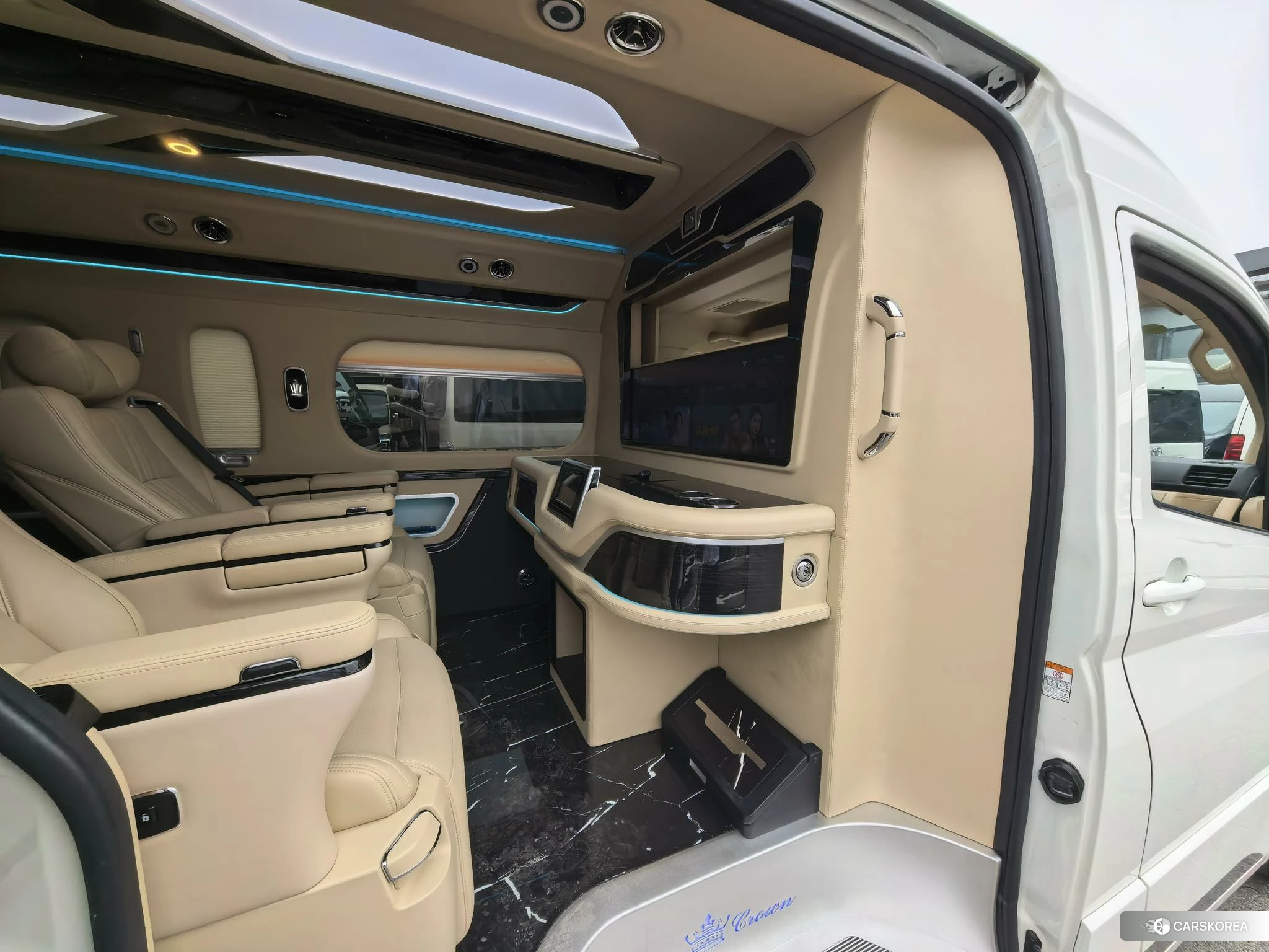 Toyota Hiace id 4455891 из Китая 7