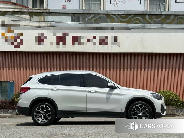 BMW X1 id 4272071 из Китая 7