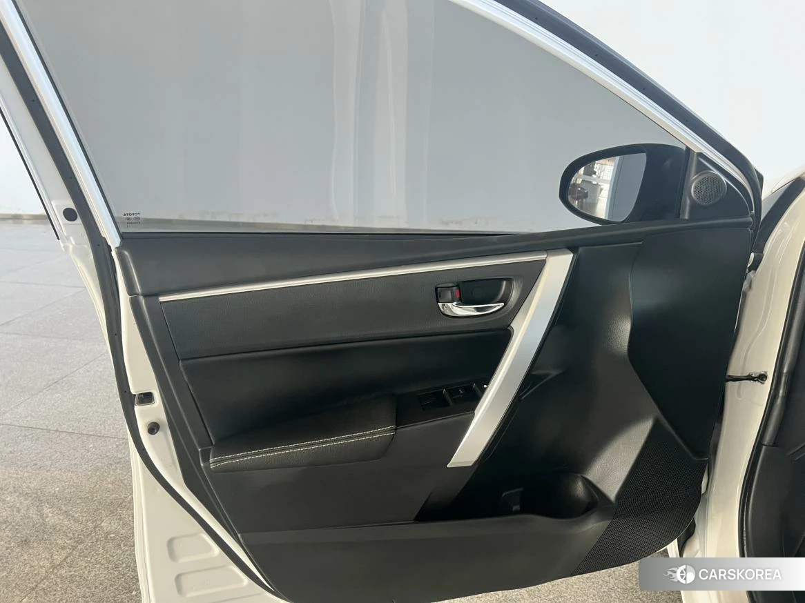 Toyota Corolla id 4514024 из Китая 7