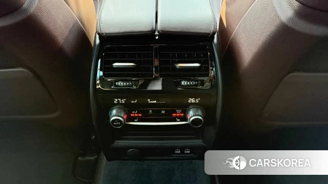 BMW 5 Series (G30) id 3832399 из Кореи 7