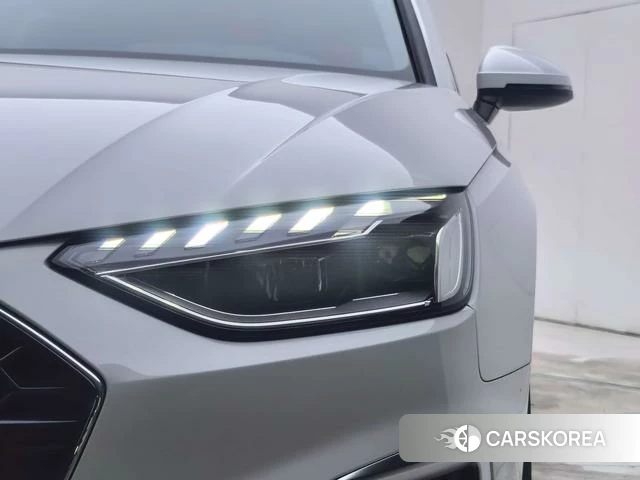 Audi A4L id 4321292 из Китая 7