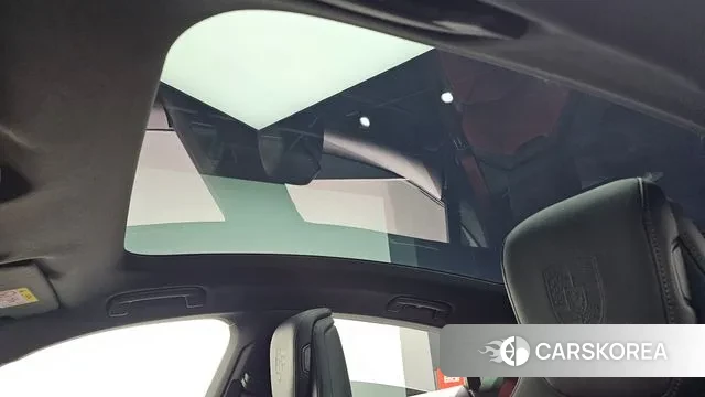 Porsche Taycan id 3674572 из Кореи 7