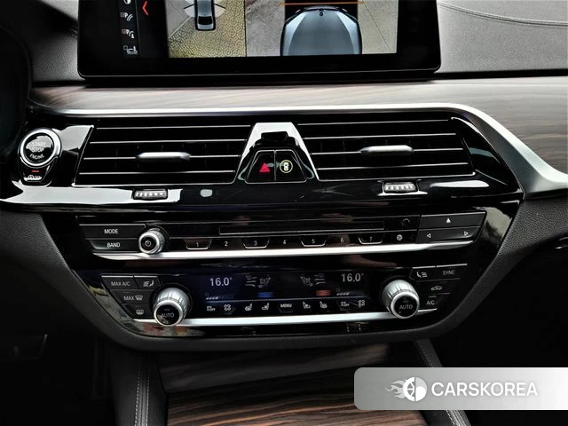 BMW 5 Series (G30) id 4483391 из Кореи 7