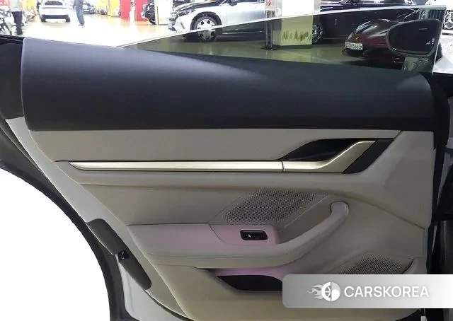 Porsche Taycan id 3518172 из Кореи 7