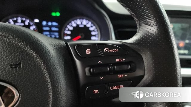 Kia Stonic id 3924819 из Кореи 7