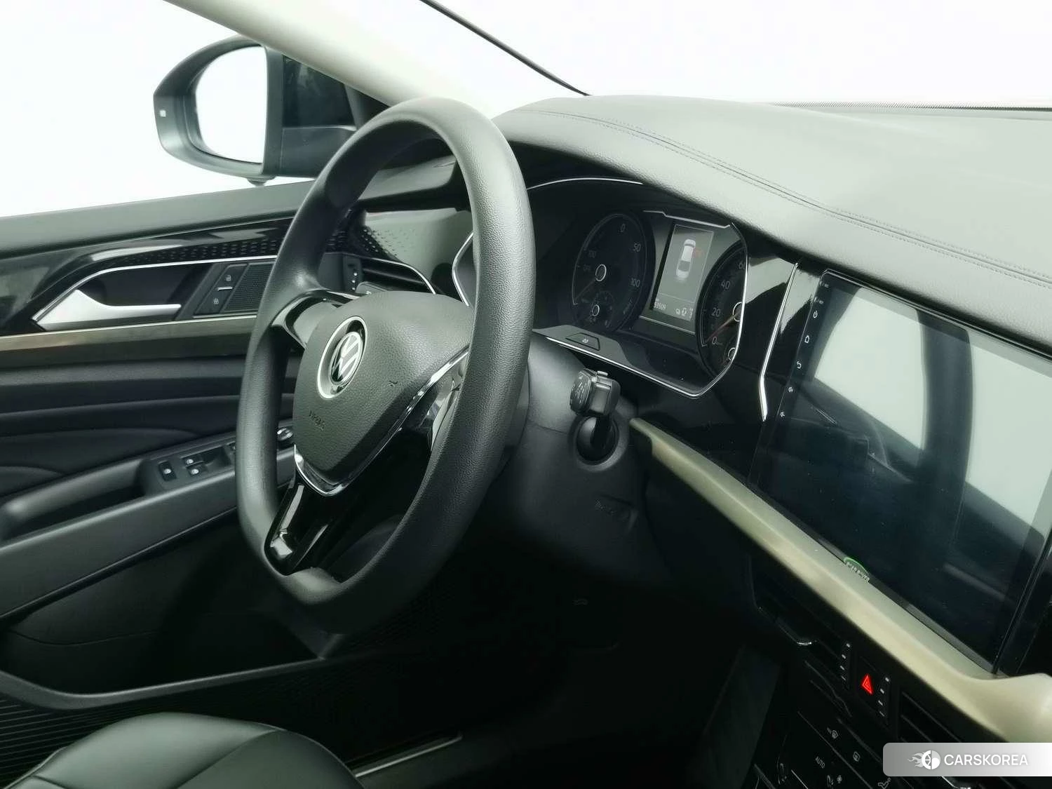 Volkswagen Passat PHEV id 4487215 из Китая 7