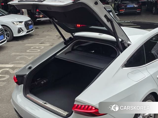 Audi A7 id 4260349 из Китая 7