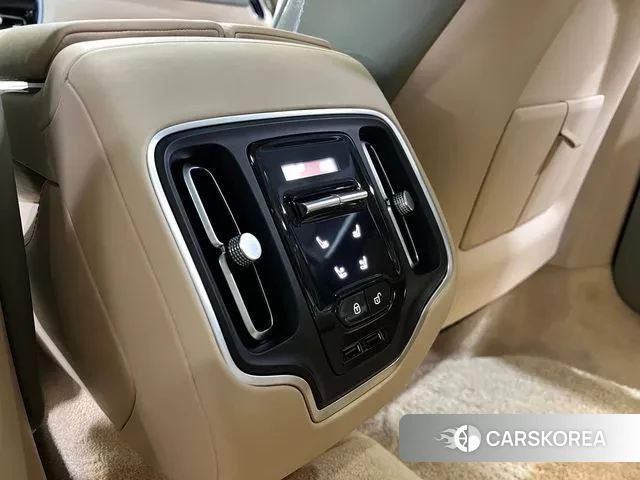 Aston Martin DBX id 3075023 из Кореи 7