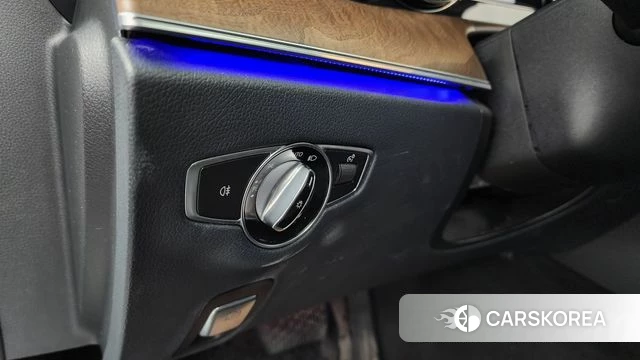 Mercedes-Benz E-Class W213 id 4615567 из Кореи 7