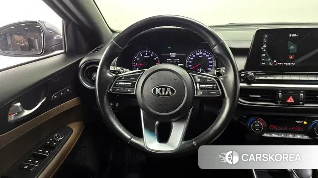 Kia Come New K3 id 3568608 из Кореи 7