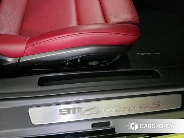 Porsche 911(992) id 3220178 из Кореи 7