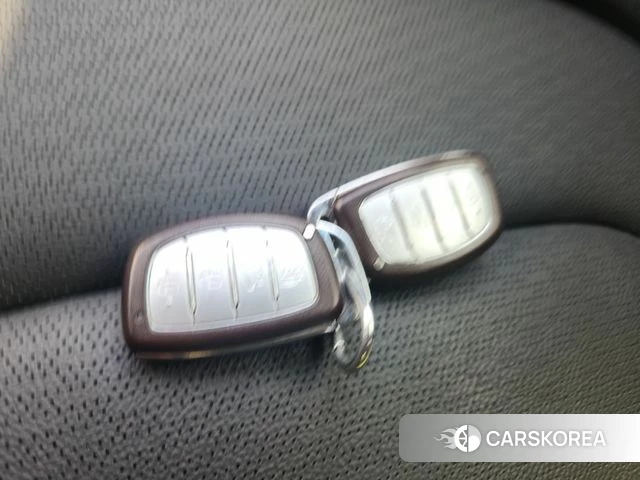 Hyundai The New Avante AD id 3823885 из Кореи 7