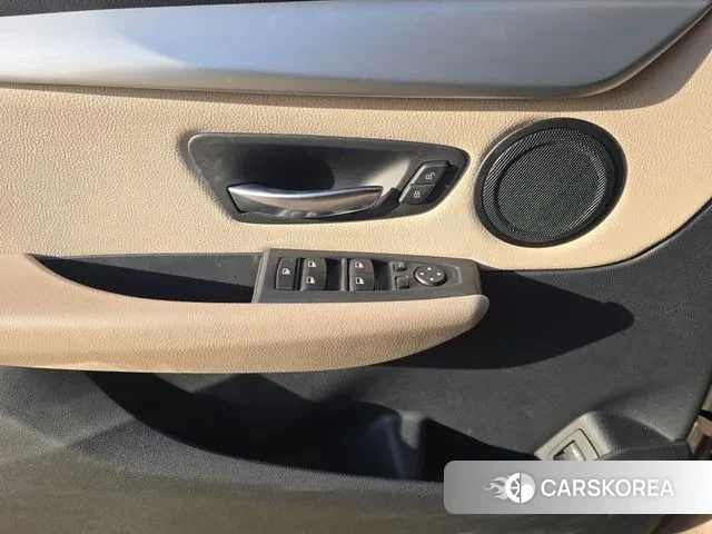 BMW 2 Series Active Tourer (F45) id 3540909 из Кореи 7