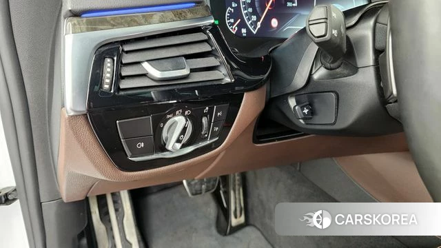 BMW 6 Series GT (G32) id 3861389 из Кореи 7