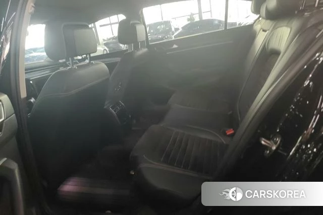 Volkswagen Magotan id 4290775 из Китая 7
