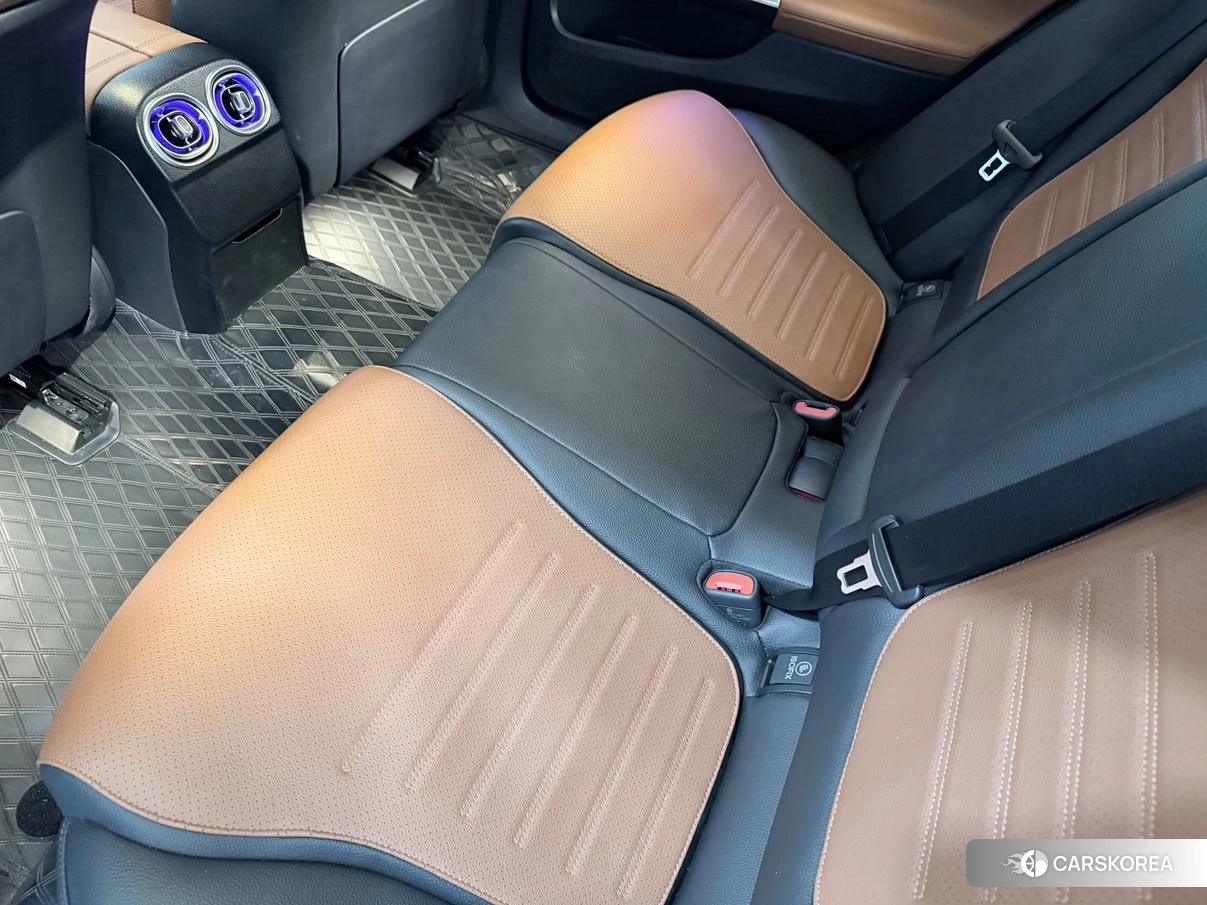 Mercedes-Benz Class C id 4487239 из Китая 7