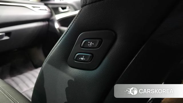 Genesis The New G70 id 4645196 из Кореи 7